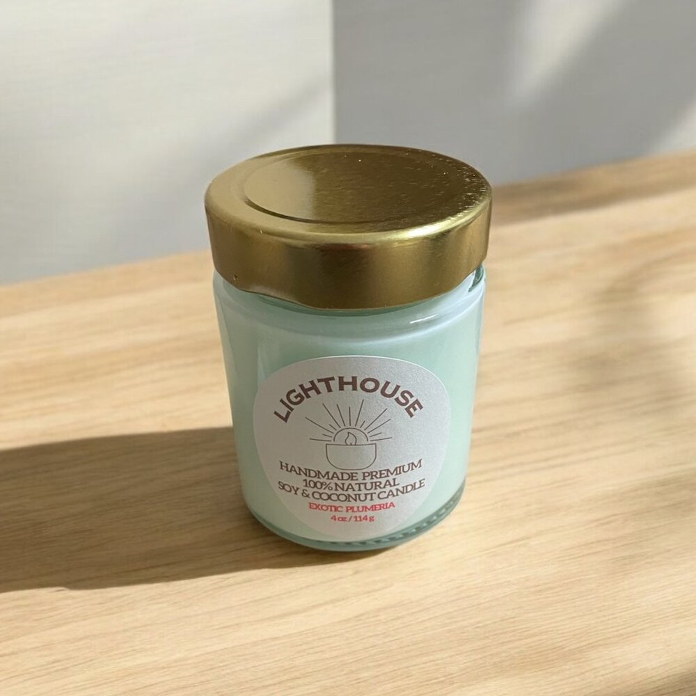 Premium Soy & Coconut Wax Candle - Exotic Plumeria - Aromatherapy - Yoga - Gift